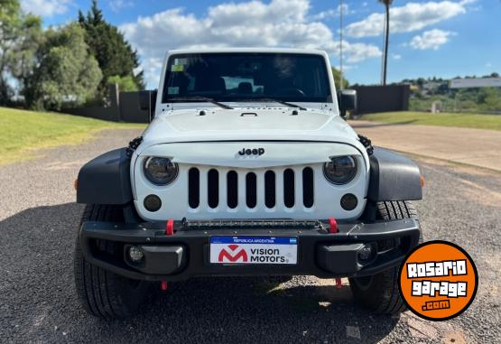 Camionetas - Jeep wrangler unlimited 3.6 2013 Nafta 60000Km - En Venta