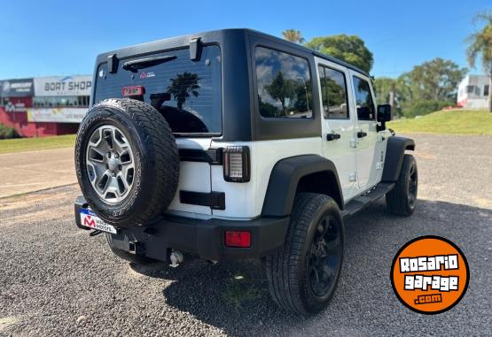 Camionetas - Jeep wrangler unlimited 3.6 2013 Nafta 60000Km - En Venta