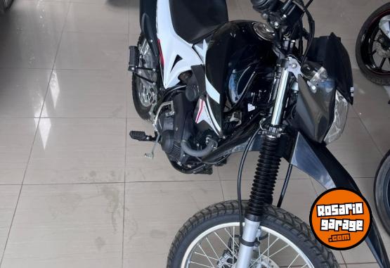 Motos - Honda xr 190 2023 Nafta 2400Km - En Venta