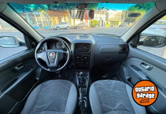 Autos - Fiat Siena 2015 GNC 98000Km - En Venta