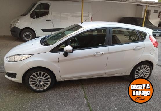 Autos - Ford Fiesta Kinetic 1.6 SE 2014 Nafta 95000Km - En Venta