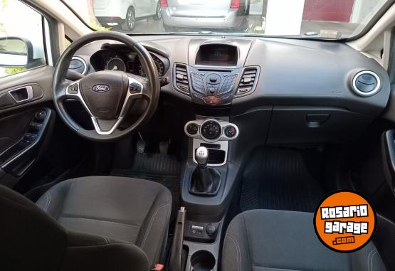 Autos - Ford Fiesta Kinetic 1.6 SE 2014 Nafta 95000Km - En Venta