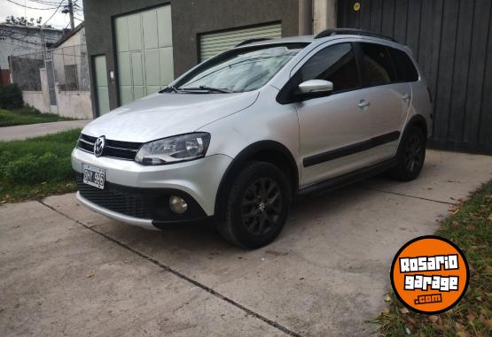 Autos - Volkswagen Suran Cross 2014 GNC 186000Km - En Venta