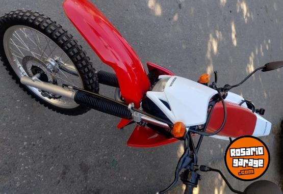 Motos - Honda Xr tornado 250 2013 Nafta 6400Km - En Venta