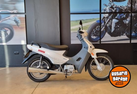 Motos - Corven ENERGY 2023 Nafta 6100Km - En Venta