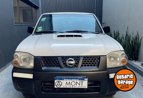 Camionetas - Nissan NP 300 2013 Diesel 190000Km - En Venta