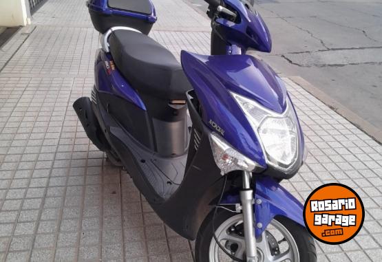 Motos - Mondial Md150 scooter 2023 Nafta 4000Km - En Venta