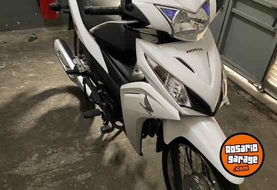 Motos - Honda New Wave 2024 Nafta 8000Km - En Venta