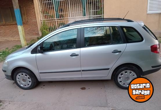 Autos - Volkswagen SURAN 2010 Nafta 112000Km - En Venta