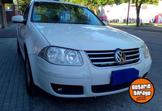 Autos - Volkswagen Bora 2.0 2013 GNC 111111Km - En Venta