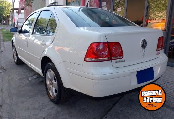 Autos - Volkswagen Bora 2.0 2013 GNC 111111Km - En Venta