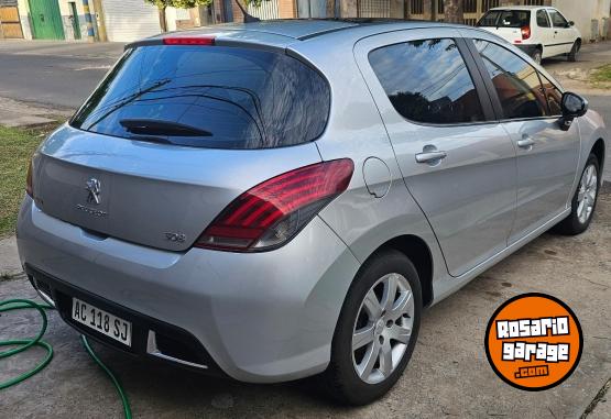 Autos - Peugeot 308 Allure Nav caja de 6t 2017 Diesel 110000Km - En Venta