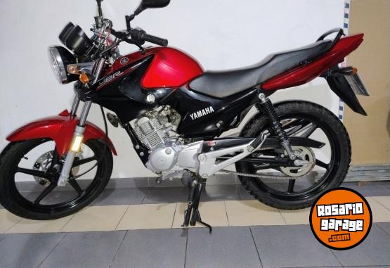 Motos - Yamaha Ybr es 125 2022 Nafta 14000Km - En Venta