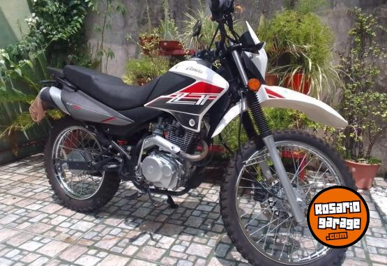 Motos - Zanella Zt 150 2023 Nafta 5916Km - En Venta