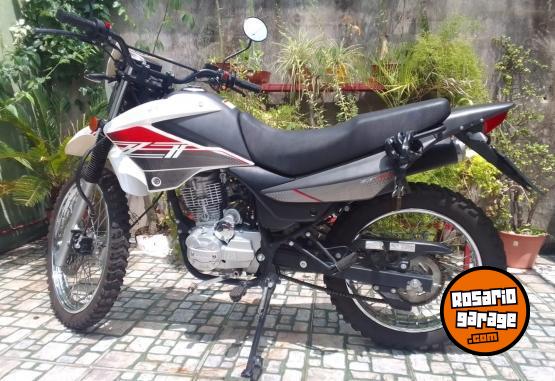 Motos - Zanella Zt 150 2023 Nafta 5916Km - En Venta