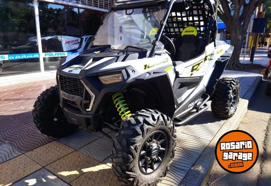 Cuatris y UTVs - Polaris RZR XP 1000 2021  4530Km - En Venta