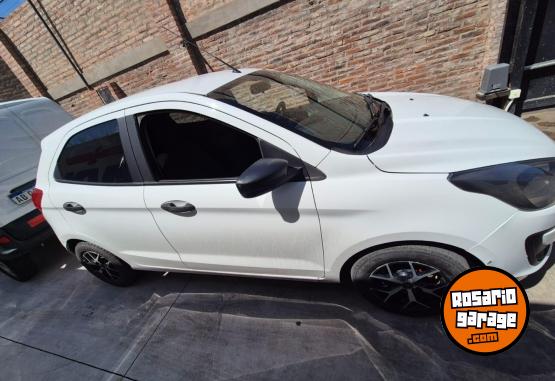 Autos - Ford Ka es 2018 GNC 120000Km - En Venta