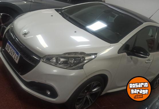 Autos - Peugeot 208 GT 2018 Nafta 85000Km - En Venta