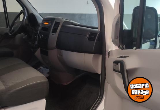 Utilitarios - Mercedes Benz SPRINTER 415 FURGON TE V2 2015 Diesel 253000Km - En Venta