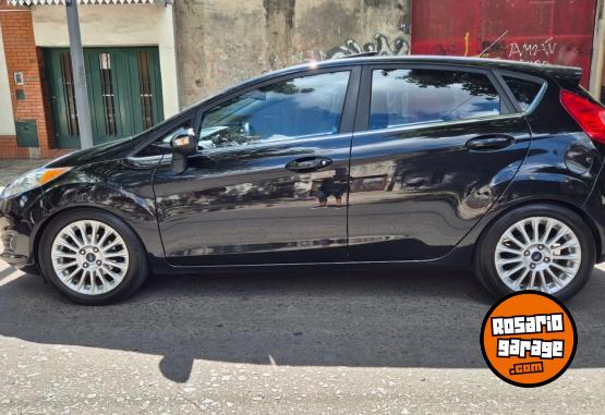 Autos - Ford Fiesta 2015 Nafta 137000Km - En Venta