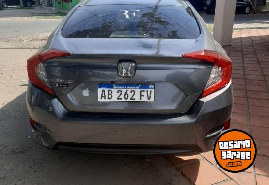 Autos - Honda Civiic 2017 Nafta 105000Km - En Venta