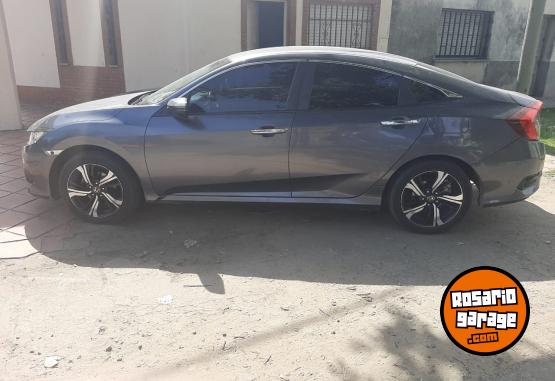 Autos - Honda Civiic 2017 Nafta 105000Km - En Venta