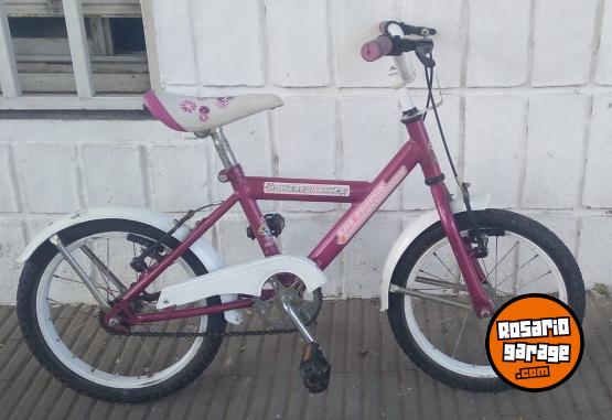 Deportes - SPORT MOTO: BICICLETA DE NENA RODADO: 16. MARCA: LAS CHICAS SUPERPODEROSAS EXCELENTE ESTADO. - En Venta