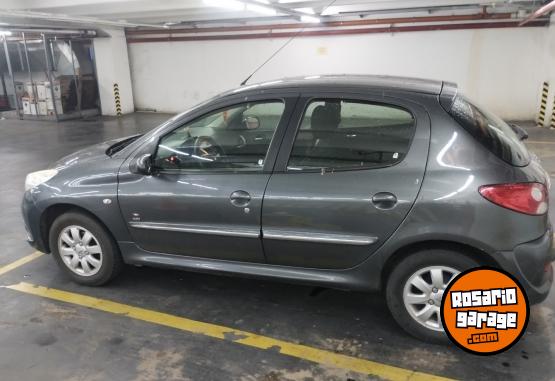 Autos - Peugeot 207 2013 Diesel 101000Km - En Venta