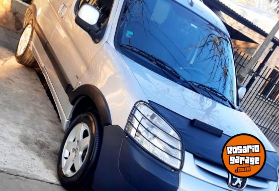 Utilitarios - Peugeot Partner Patagnica 2014 Diesel 116000Km - En Venta