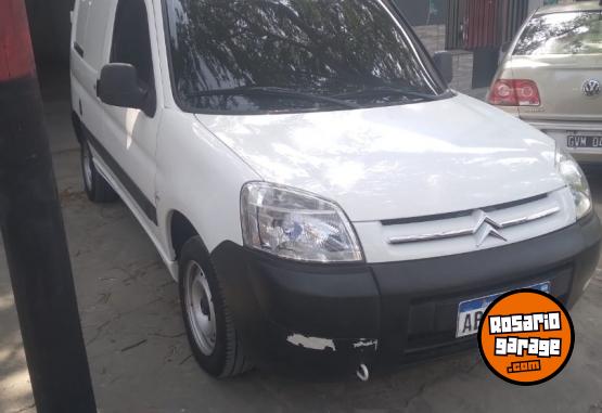 Utilitarios - Citroen Berlingo. Mixta 2020 GNC 50000Km - En Venta