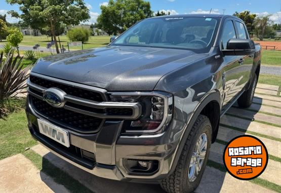 Camionetas - Ford Ranger XLS 2023 Diesel 330Km - En Venta