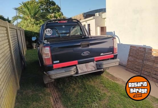 Camionetas - Ford Ranger DC 4x2 XL Plus 3.0 2011 Diesel 250000Km - En Venta