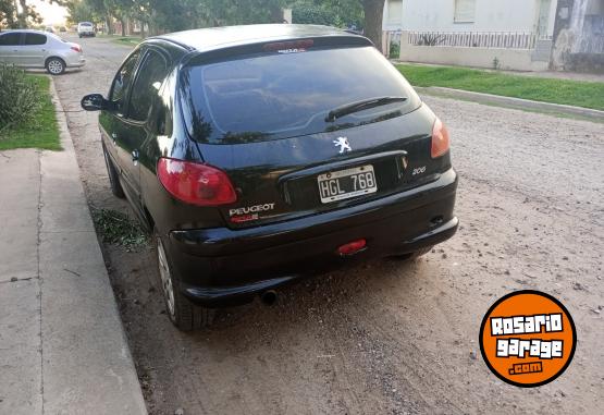 Autos - Peugeot 206 2008 Nafta 185000Km - En Venta