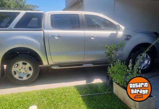 Camionetas - Ford Ranger 2017 Diesel 235000Km - En Venta