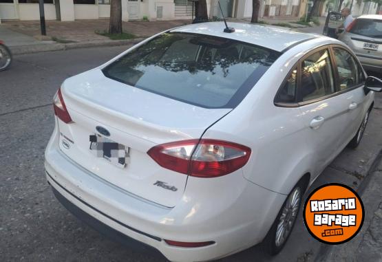 Autos - Ford Fiesta 2014 Nafta 205000Km - En Venta