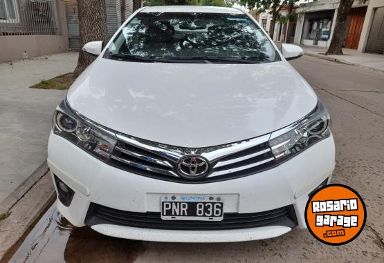 Autos - Toyota XEI PACK CVT 2016 Nafta 86000Km - En Venta