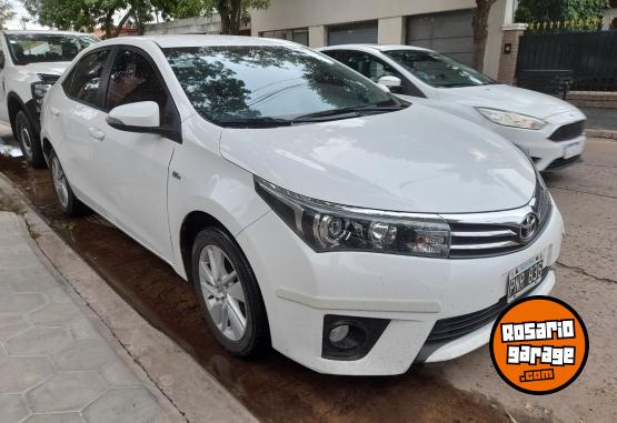 Autos - Toyota XEI PACK CVT 2016 Nafta 86000Km - En Venta