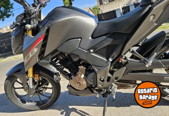 Motos - Honda Twister cb 300 2023 Nafta 650Km - En Venta