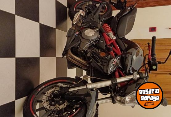 Motos - Benelli Tnt 300 2019 Nafta 8700Km - En Venta