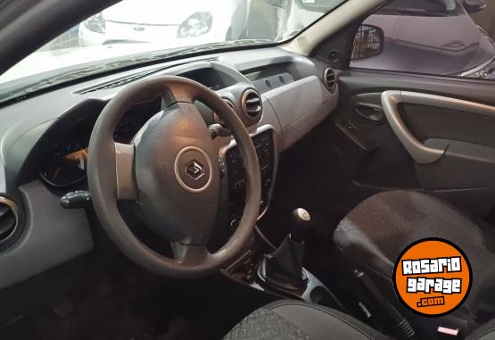 Autos - Renault Duster 2013 GNC 130000Km - En Venta