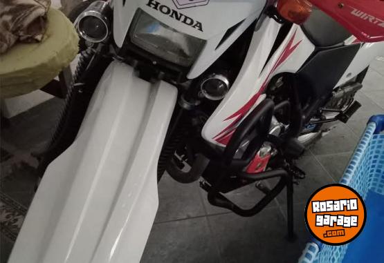 Motos - Honda Tornado 250 2018 Nafta 10000Km - En Venta