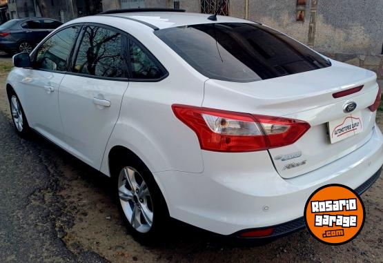 Autos - Ford Focus 2015 Nafta 130000Km - En Venta