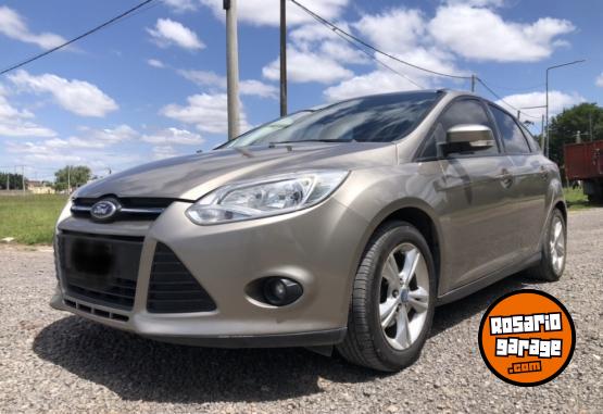 Autos - Ford Focus 1.6 5p 2015 Nafta 101700Km - En Venta