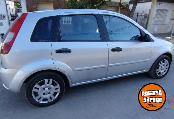 Autos - Ford Fiesta 2002 GNC 220000Km - En Venta