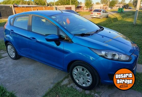 Autos - Ford Fiesta 2015 Nafta 124000Km - En Venta