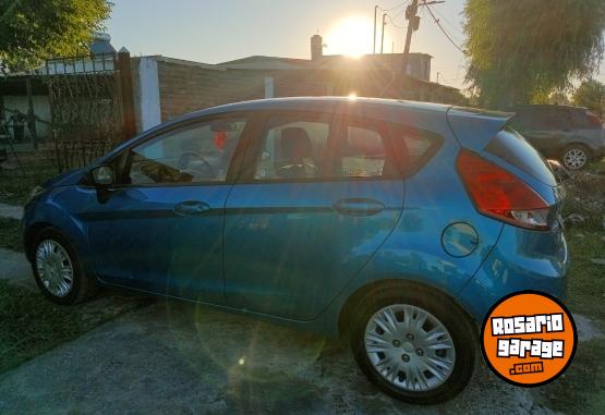 Autos - Ford Fiesta 2015 Nafta 124000Km - En Venta