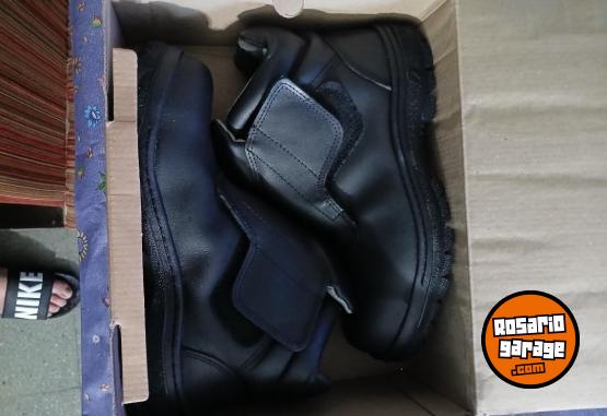 Indumentaria - Vendo zapatos de seguridad nuevos nmero 45 - En Venta