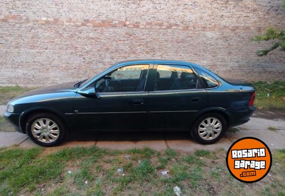 Autos - Chevrolet Vectra CD 1997 Nafta 250000Km - En Venta