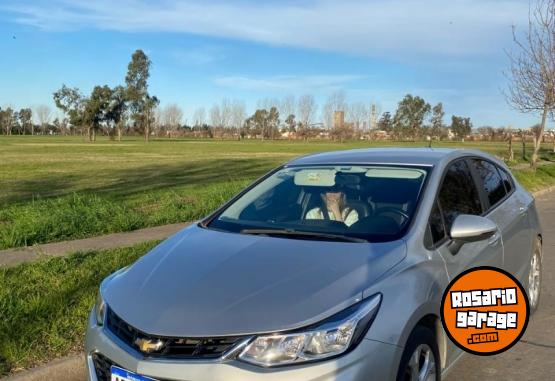 Autos - Chevrolet Cruze 2017 Nafta 120000Km - En Venta