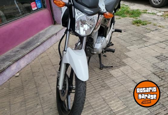 Motos - Honda Titan 2020 Nafta 12000Km - En Venta